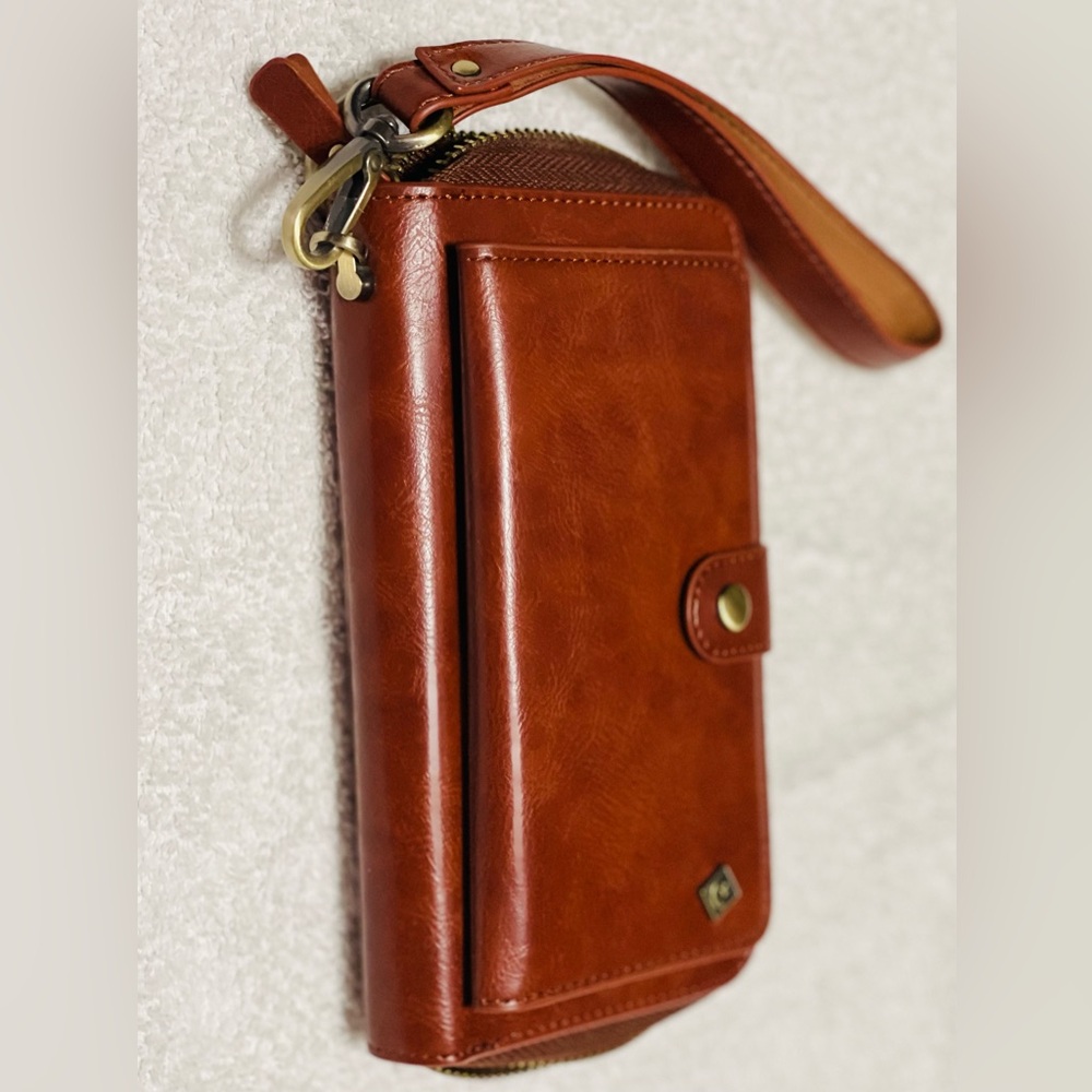 Leather Wristlet - tan